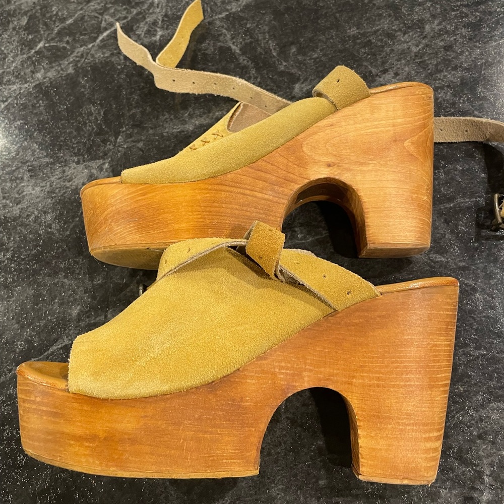 Free people wooden clogs